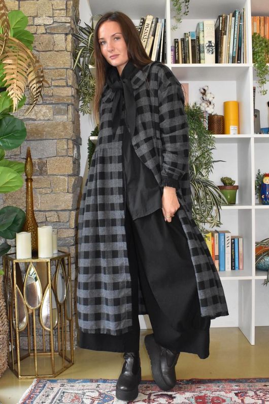 Bennie Quirky Barrel Pant Black